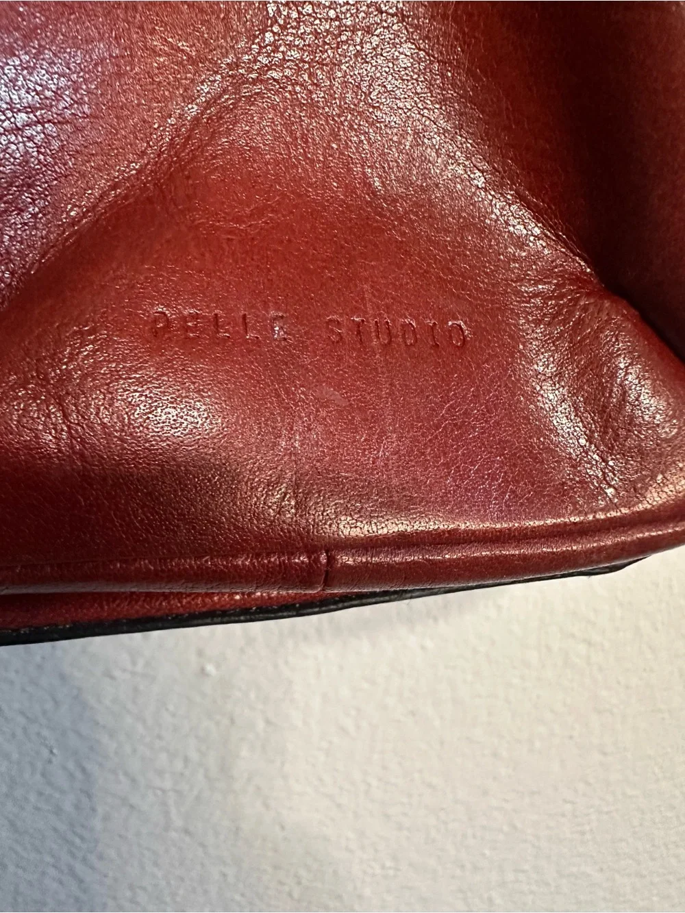 Wilsons Leather soft pebbled